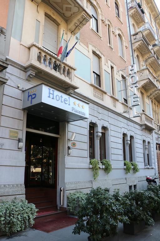 Hotel Piacenza Milano Esterno foto