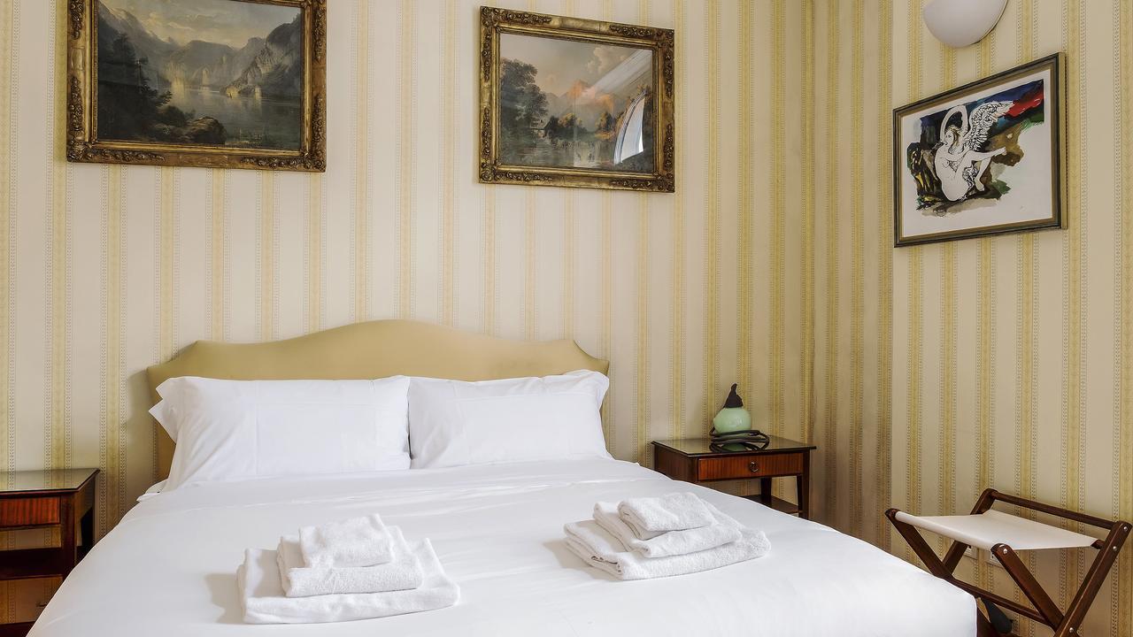 Hotel Piacenza Milano Esterno foto
